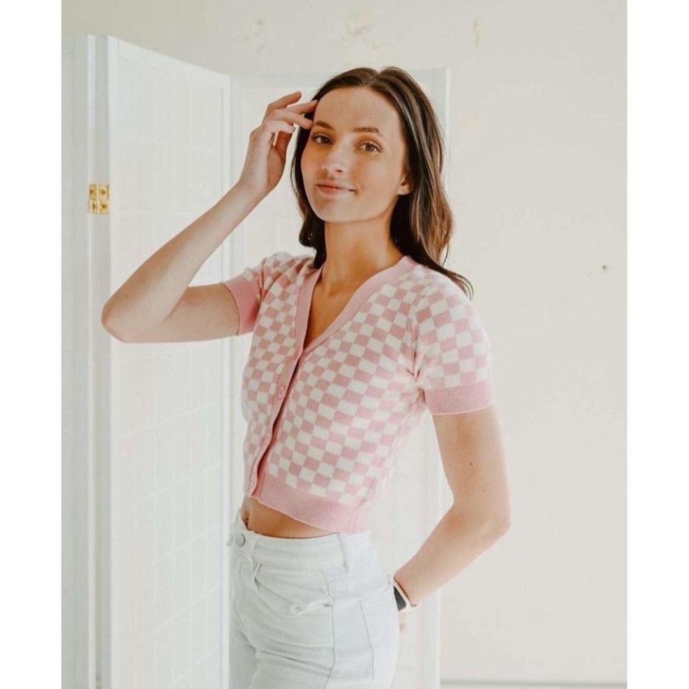 BaeVely‎ pink checkered cropped cardigan size large